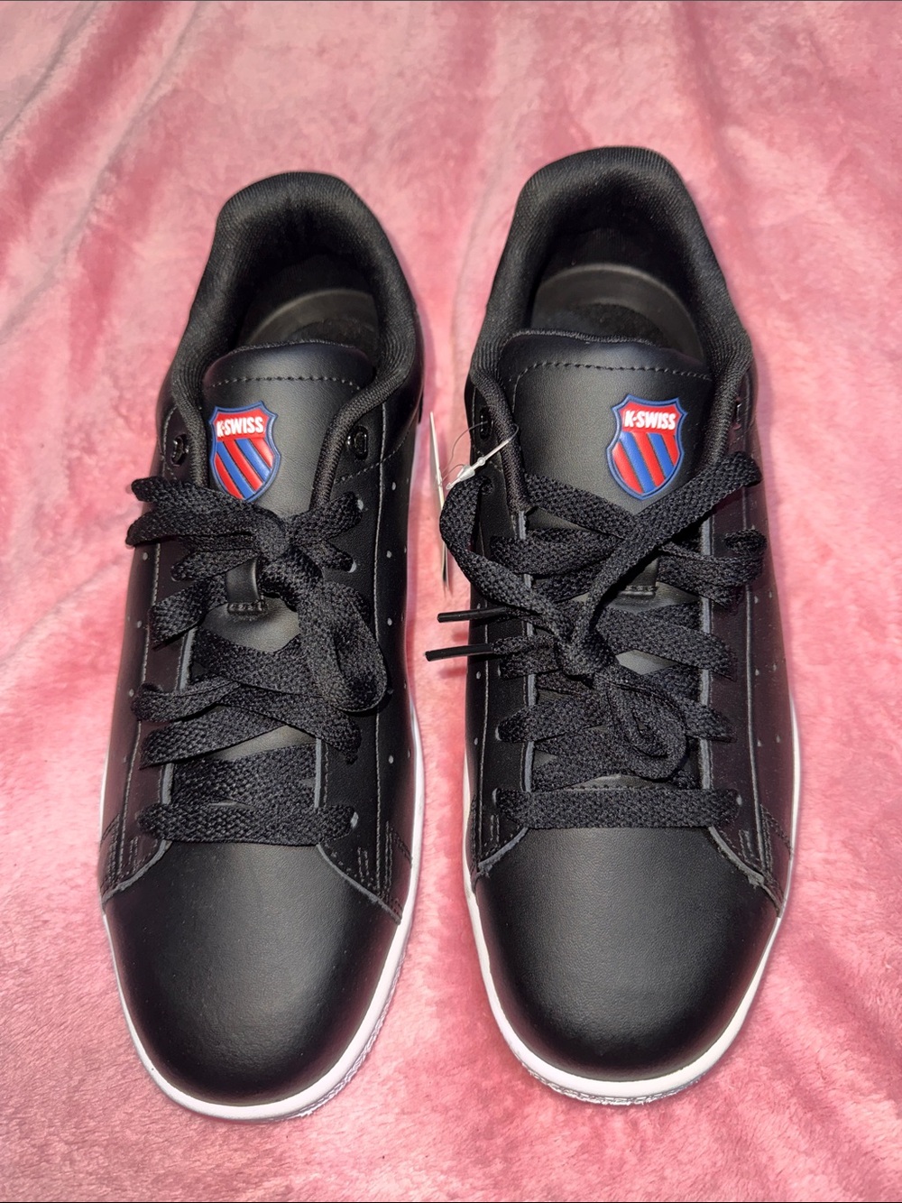 K-Swiss Men’s Black Sneakers with Red & Blue Crest